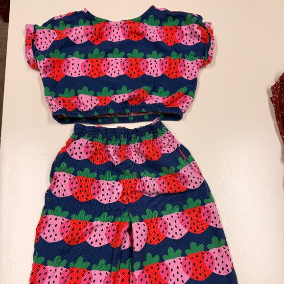 🍓🍓Hanna Andersson Strawberry Linen Set 🍓🍓 - Picture 3 of 5